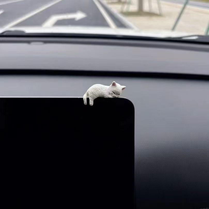 Adorably Cat Car Screen Ornament