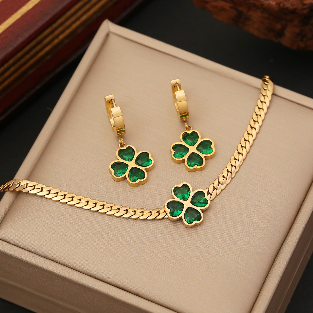 Emerald Clover Luxury Necklace, Bracelet & Earring Set Gold Plated