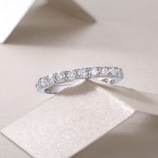 Minimalist Moissanite Silver Ring