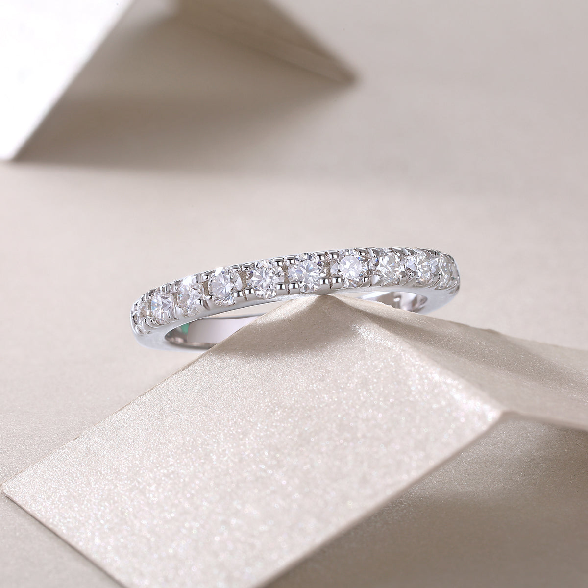 Minimalist Moissanite Silver Ring