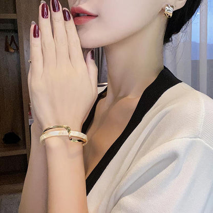 Curved Stainless Steel Bracelet
