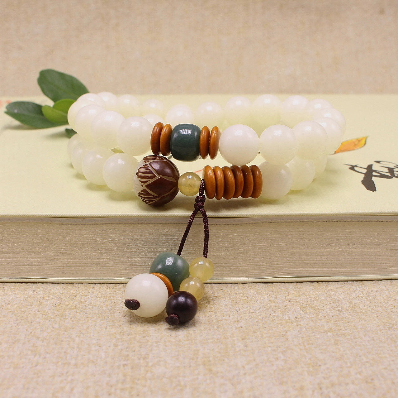 108 White Jade Bodhi Root Bracelets With Lotus Beads